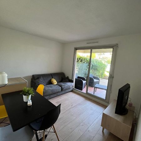 Appartement 2 Pieces En Rez De Jardin Avec Parking Et Piscine فينوف لوبيه المظهر الخارجي الصورة
