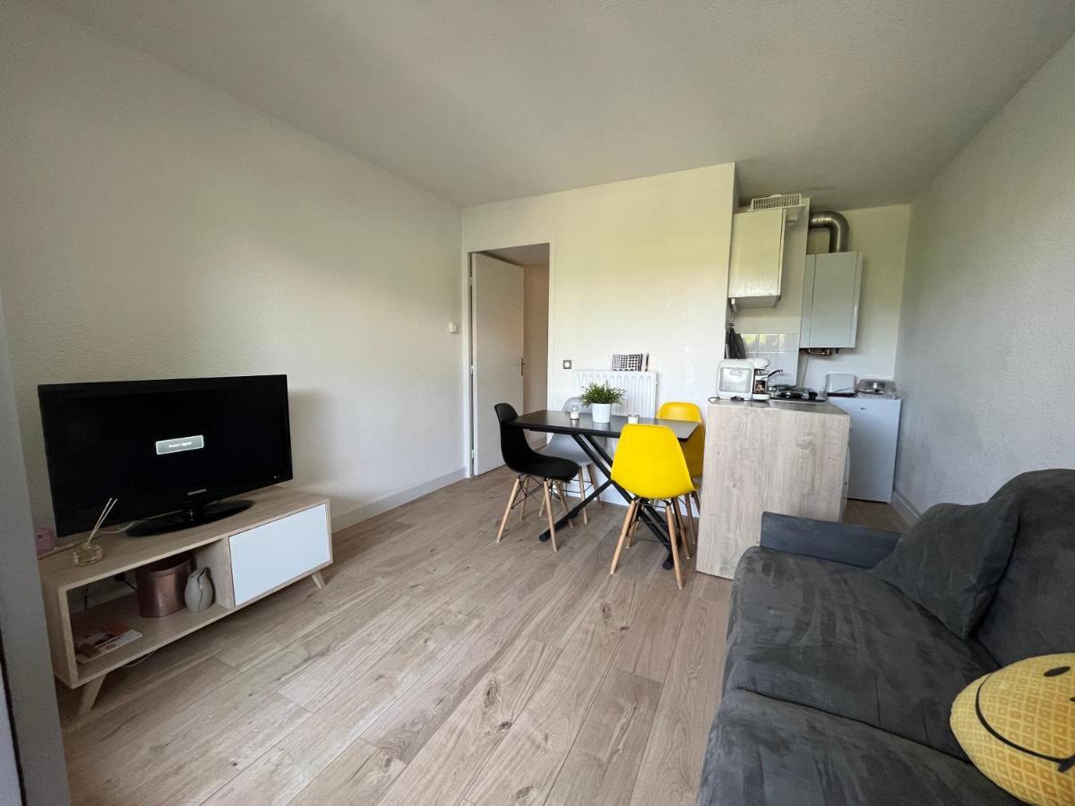 Appartement 2 Pieces En Rez De Jardin Avec Parking Et Piscine فينوف لوبيه المظهر الخارجي الصورة